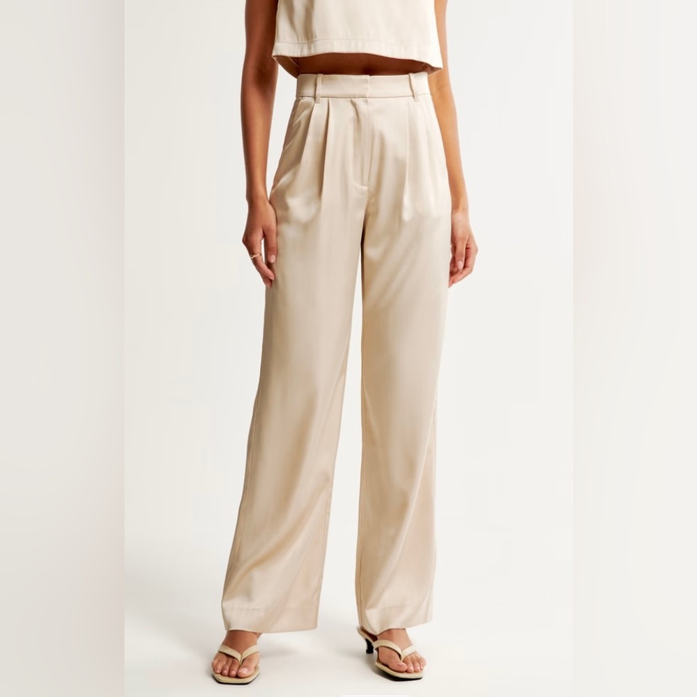 Abercrombie - A+F Sloane Tailored Satin Pant